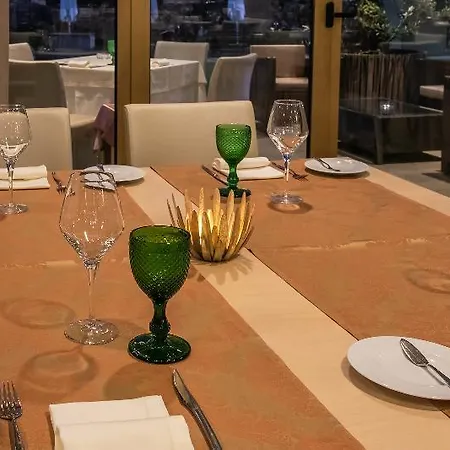 מלון De Sao Francisco 4*